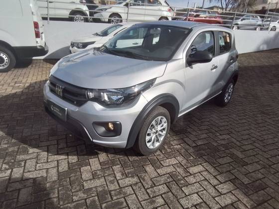 FIAT MOBI 1.0 EVO FLEX LIKE. MANUAL FIAT MOBI 1.0 EVO FLEX LIKE. MANUAL